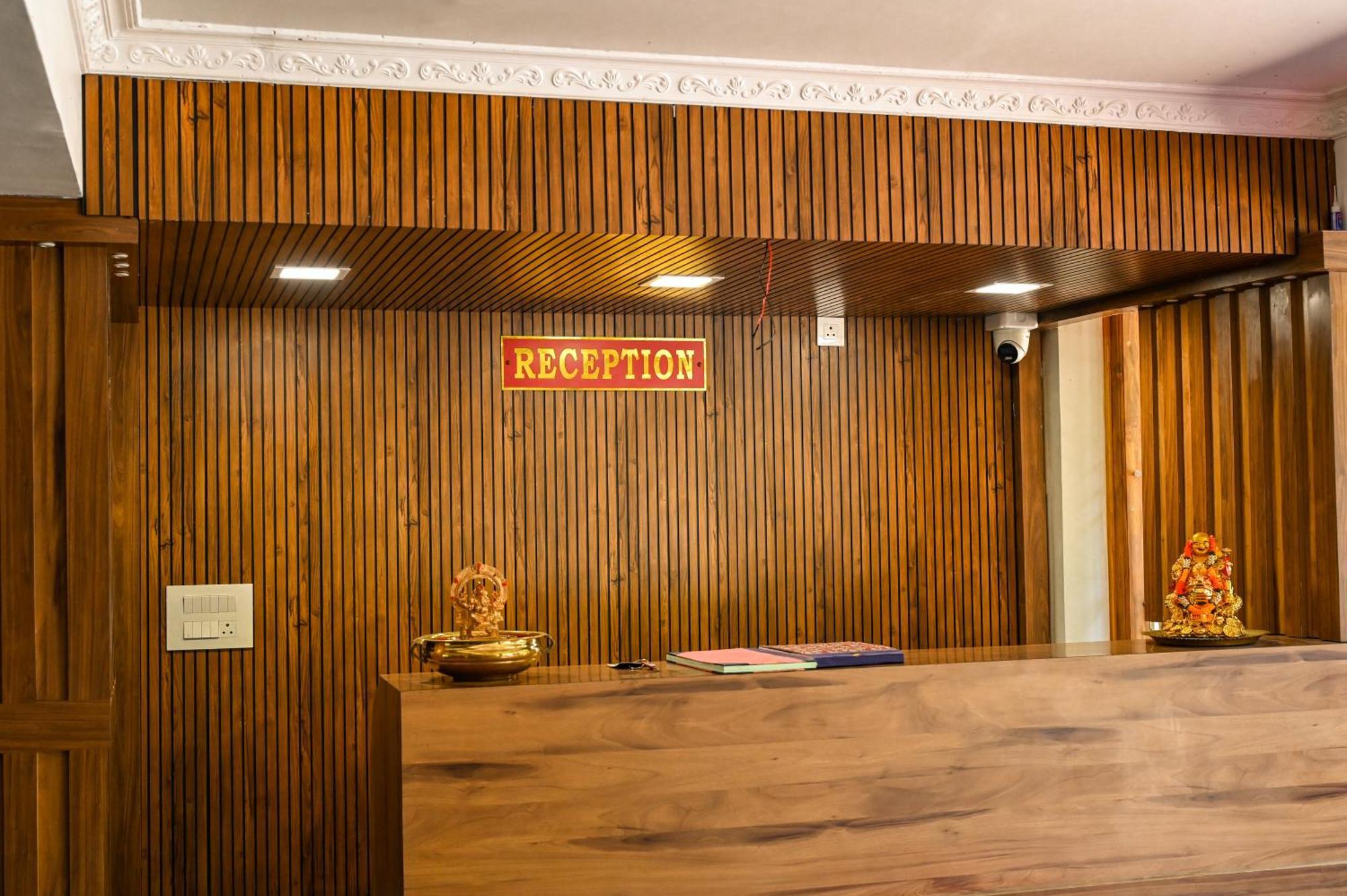 Lakshmi Residency Hotel Thiruvarur Exterior photo